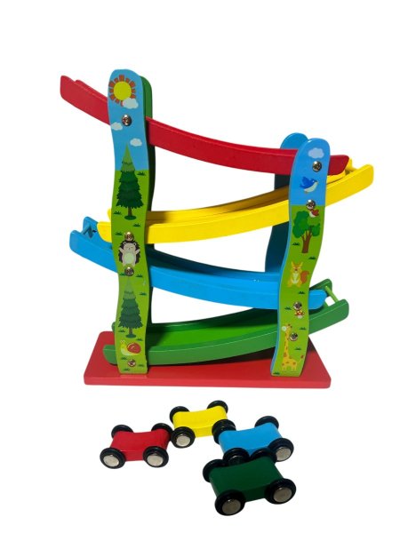 سباق السيارات الخشبي